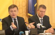 Iohannis și Antonescu demisionează, Ponta candidează