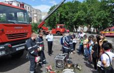 Pompierii pregătesc „Viitorul în siguranță” şi la Dorohoi - FOTO