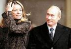 Olandezii cer expulzarea fiicei lui Vladimir Putin, care locuieşte la Haga