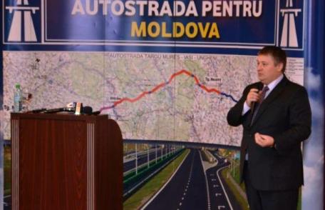 Dezbaterea publică „Autostrada pentru Moldova” a adunat la Piatra Neamţ peste 100 de susţinători ai autostrăzii Moldova - Transilvania