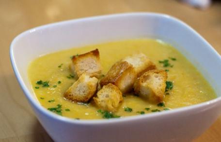 Supă cremă de morcovi și cartofi (de post)