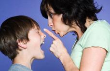 Cele mai importante 10  reguli pentru a stăpâni un copil furios