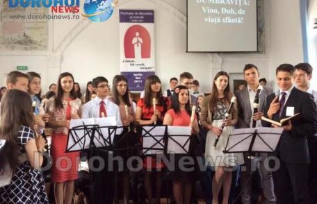 Festival de blookflote și coarde pentru copii și tineri la Dumbrăvița