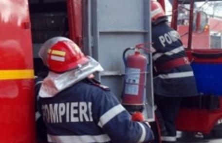 Panică într-un bloc din Dorohoi: Incendiu la un apartament de pe strada A.I. Cuza