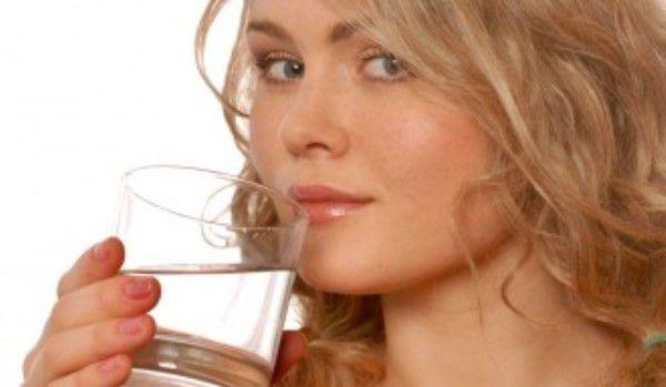 Ce boli poți face dacă nu bei apă suficientă