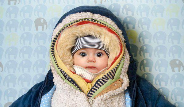 Cum îmbraci copilul iarna