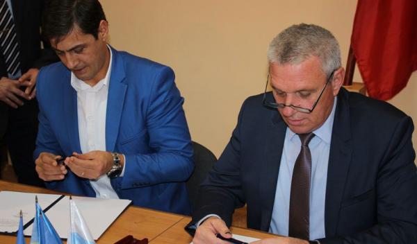 Semnarea Acordului de Parteneriat între Județul Botoșani și Municipiul Bălți (2)