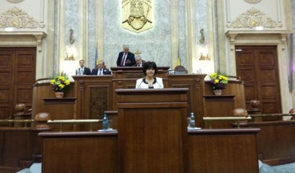 senat-4-nov-2013