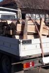 Bărbat sancționat cu 2.000 de lei pentru nerespectarea prevederilor legale privind transportul materialului lemnos