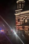 Incendiu la Catedrala din Dorohoi. Pompierii acționează pentru lichidarea flăcărilor – FOTO
