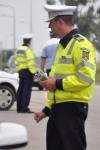 Acțiunea polițiștilor rutieri pentru combaterea transportului ilegal de persoane. „Pirații rutieri” în atenția polițiștilor