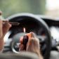 Femeie prinsă de polițiști la volan sub influența alcoolului și a drogurilor