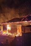 Două anexe din gospodăria unui localnic din Miorcani au fost distruse de flăcări
