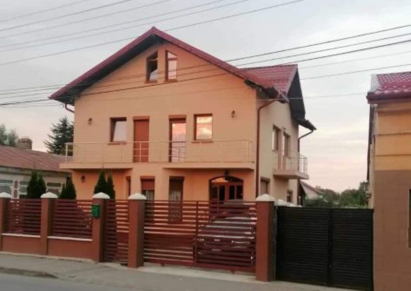 Vând casa în Dorohoi - 1