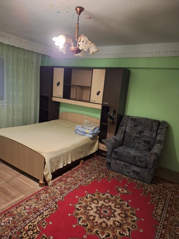 Ofer spre închiriere garsonieră în zonă centrală - 3