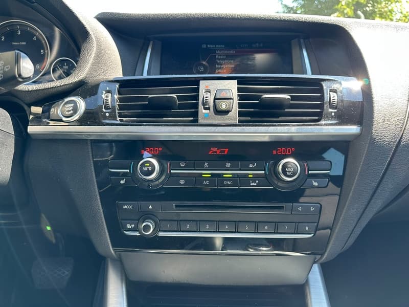 Vând BMW X3 xDrive20d - 36
