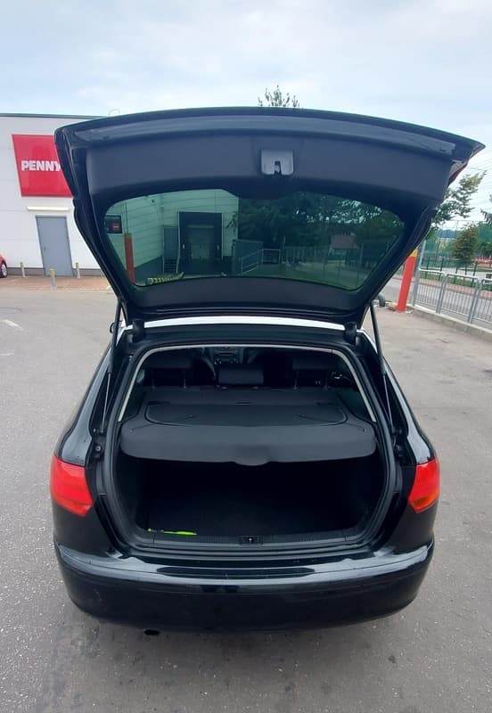 De vânzare Audi A3 sportback, 2007, 1.6 fsi (benzină), 242448 km, cutie de viteze manuală, AC automat, 2450 € neg., relații la 0756524910, Dorohoi (Bt). - 5