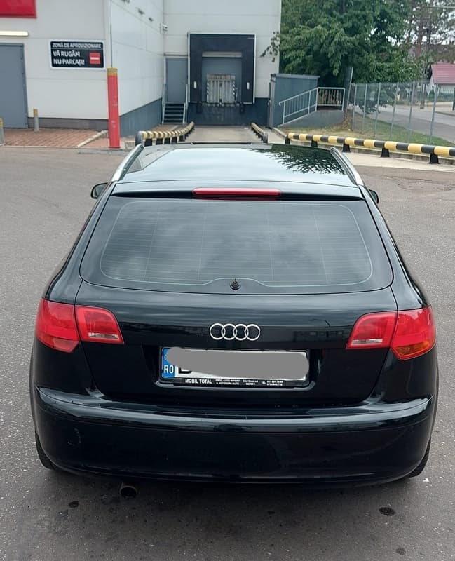 De vânzare Audi A3 sportback, 2007, 1.6 fsi (benzină), 242448 km, cutie de viteze manuală, AC automat, 2450 € neg., relații la 0756524910, Dorohoi (Bt). - 4