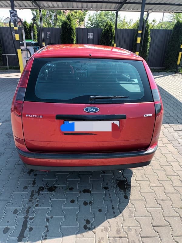 Vând Ford focus 1.8 tdci an 2006 - 4