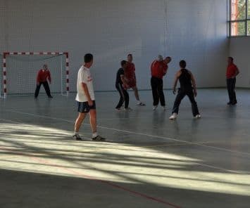 [VIDEO] Meci de fotbal pentru angajaţii Primăriei Dorohoi