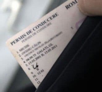Şoferi fără permis prinşi de poliţişti