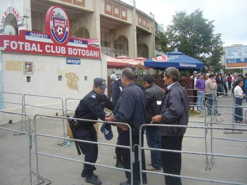 Jandarmii botoşăneni vor asigura  ordine publică la meciul internaţional de fotbal tineret, dintre echipele naţionale ale României şi Angliei 