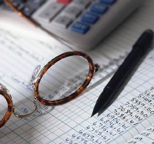 Criza şi politica în materie de audit