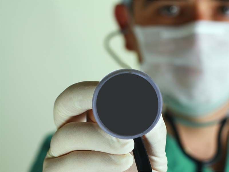 Pensionarea  pe caz de boala a persoanelor sanatoase poate aduce sanctiuni pentru medicii implicati