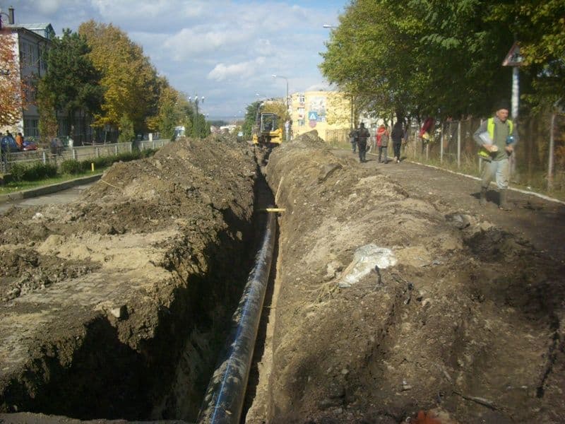 A inceput inlocuirea conductelor pe bulevardul Victoriei din Dorohoi