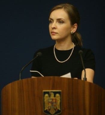 Declaraţiile lui Câmpanu negate de Guvern