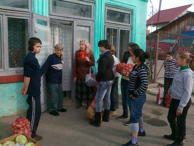 Dorohoi: [GALERIE FOTO] Săptămâna legumelor donate