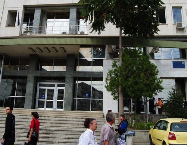 Îmbulzeală la plata cotizaţiilor retroactive pentru pensii