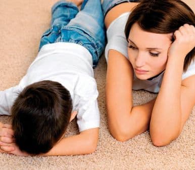 Cele mai frecvente minciuni pe care părinţii le spun copiilor