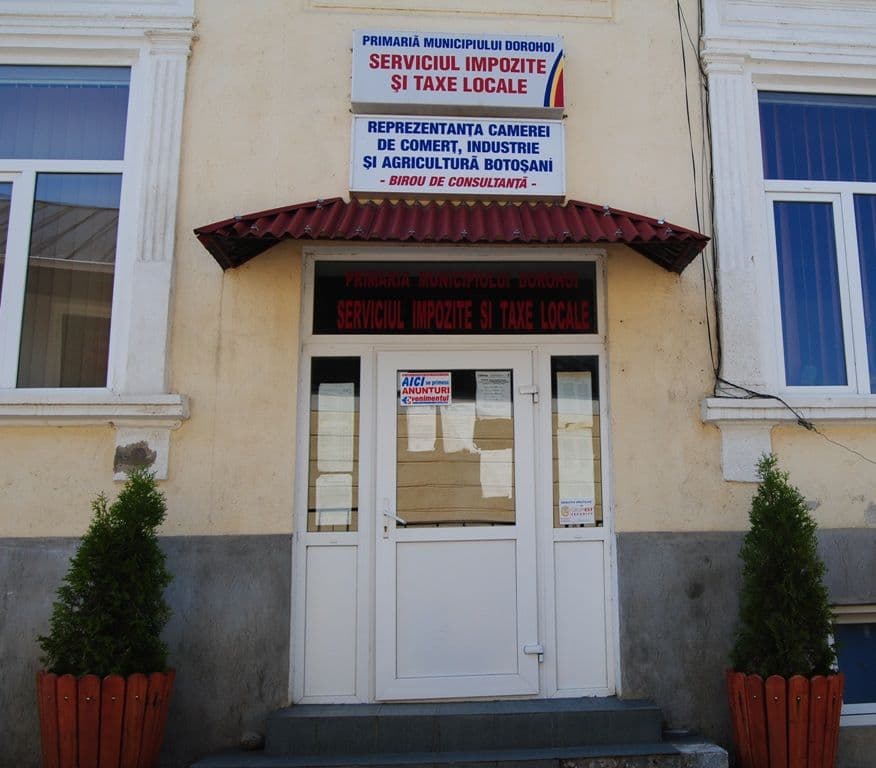 Taxele pentru piaţă şi obor rămân neschimbate