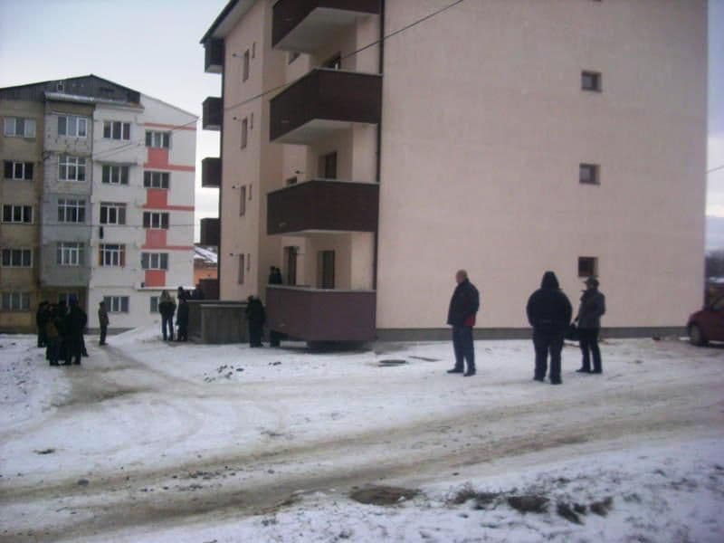 Bloc pentru 16 familii inaugurat de Sf. Nicolae