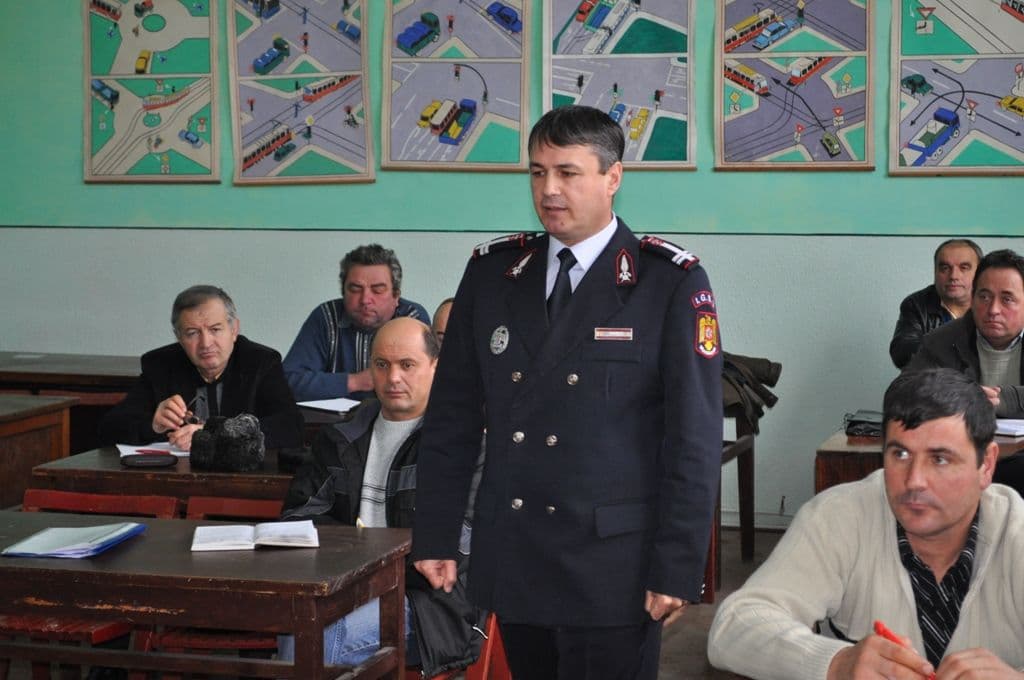 [VIDEO][FOTO] ISU Botoşani instruieşte în domeniul situaţiilor de urgenţă şefii S.V.S.U. din judeţ