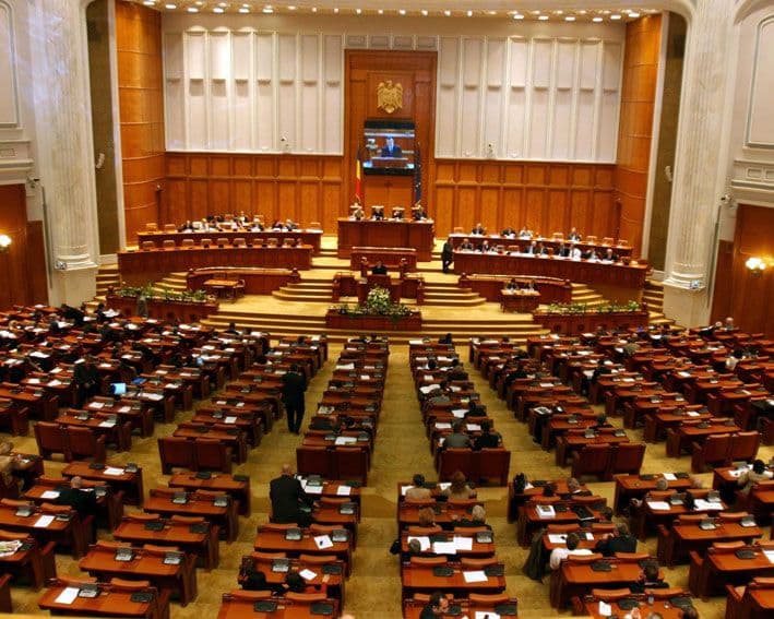 Legea Exproprierilor: Statul te arunca afara din casa  