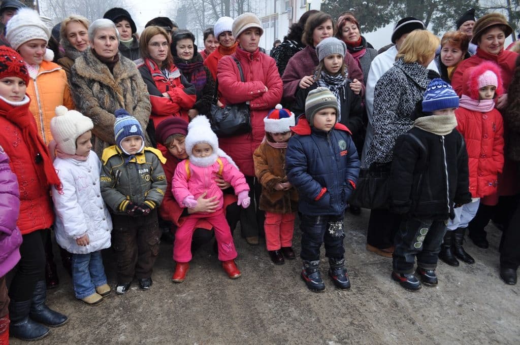 [VIDEO][FOTO] Colindătorii au fost în vizită la Spitalul Municipal