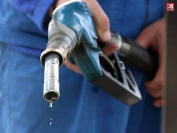 De astazi Petrom reduce preturile carburantilor