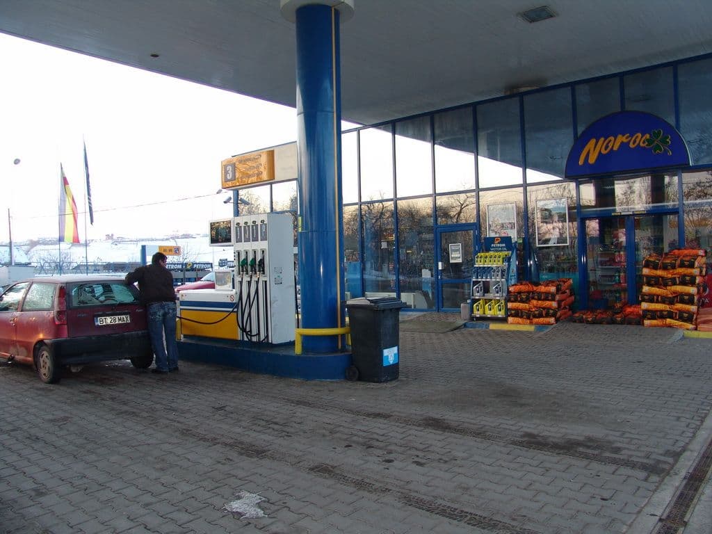 Dorohoi : Pretul carburantilor astazi la statiile peco