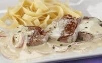 Friptură din carne roşie cu sos de muştar