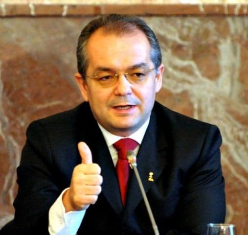 Emil Boc: Nu s-a discutat concret despre înlocuirea mea