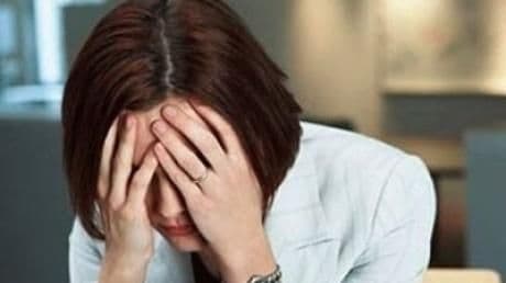 Noul Cod al Muncii ar putea lăsa femeile aflate în concediu de maternitate fără loc de muncă