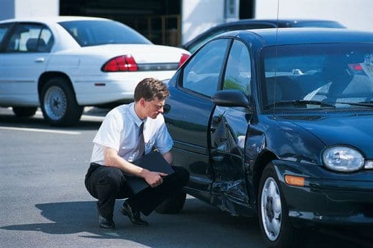 Poliţa RCA despăgubeşte vătămările corporale şi daune morale, nu doar reparaţia maşinii