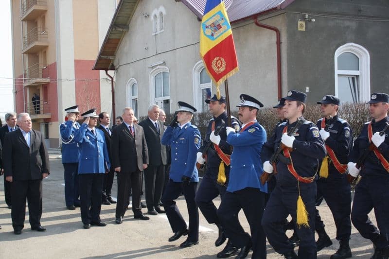 Adunare festivă la Jandarmerie …