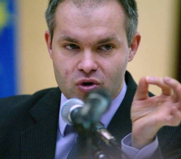 Daniel Funeriu: Cadrele din Suceava şi Botoşani vor avea exact aceleaşi salarii pe care le au colegii lor din alte judeţe ale României