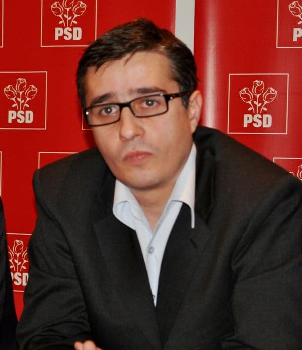 Deputatul Andrei Dolineaschi va asigura gratuit servicii de consultanță juridică pentru cadrele didactice din Botoșani