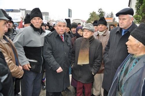 Corneliu Aroşoaie: “Suntem singurul orăşel din ţară cu doi parlamentari la putere şi cu spital care se desfiinţează”