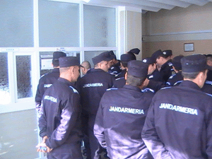 Activităţi de prevenire executate de jandarmii botoşăneni în rândul elevilor