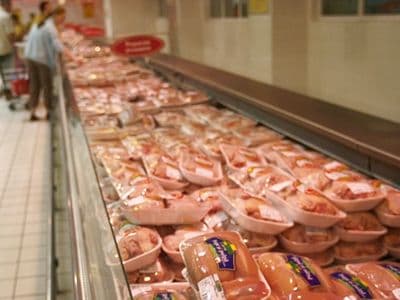O cantitate importantă de carne din SUA prezintă bacterii rezistente la antibiotice